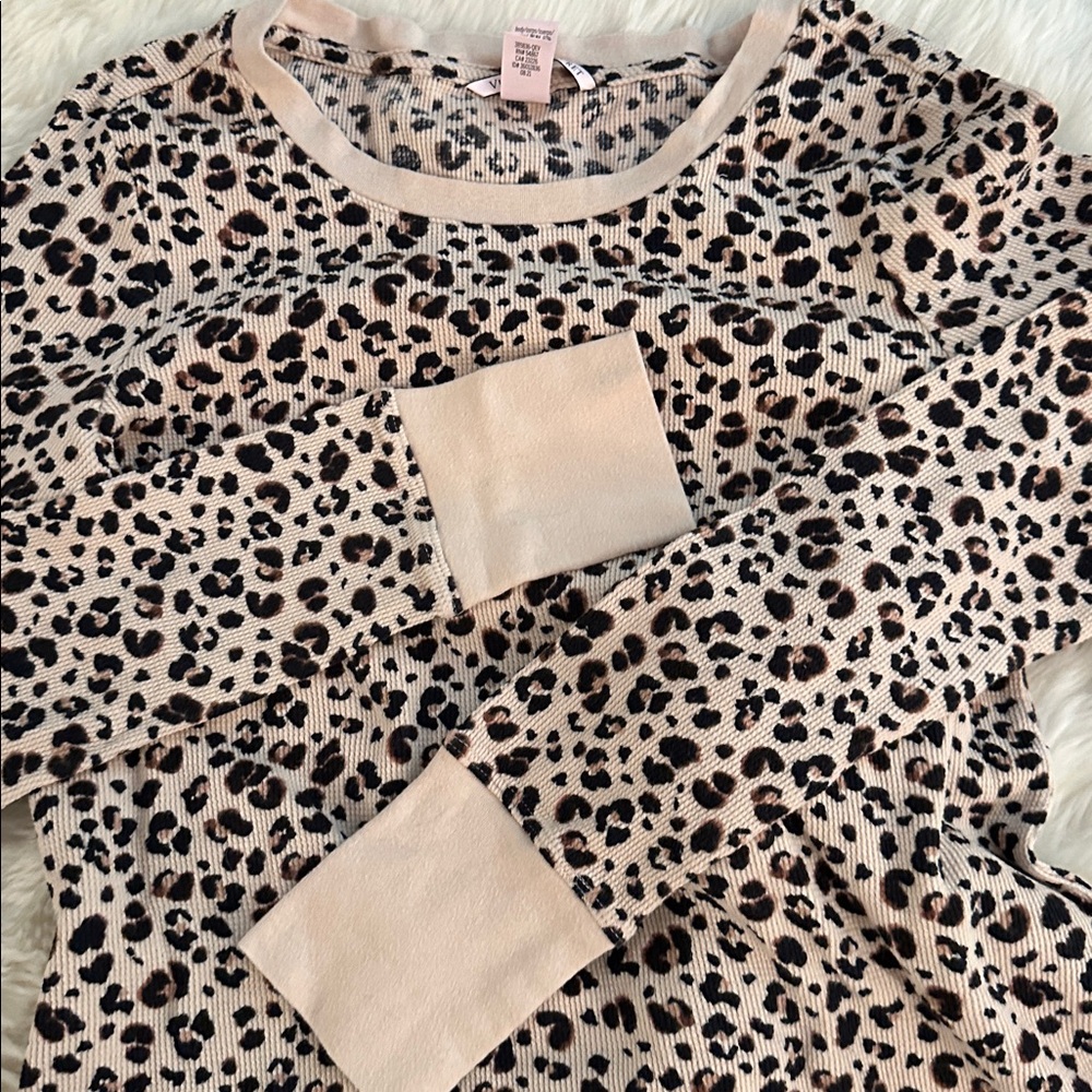 Victoria's Secret thermal ribbed crew neck Leopard Print Dress size small - Picture 3 of 8